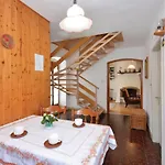 Three-Bedroom Apartment With A Fireplace In Stari Grad * Stari Grad (Hvar)