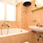 Apartment Three-Bedroom Apartment With A Fireplace In Stari Grad Stari Grad (Hvar)