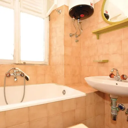 Apartmán Three-bedroom With A Fireplace In Stari Grad (Hvar)